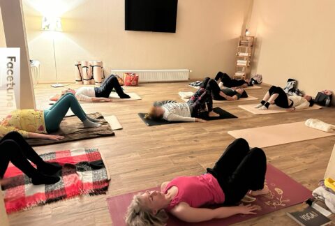 Unser ganzheitliches Konzept: Yoga, Entspannung und Ernährungs- und Achtsamkeitscoaching